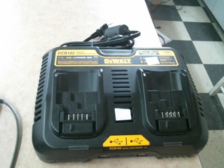 Chargeur a batterie dewalt