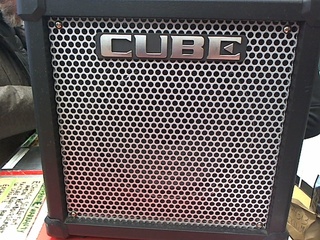 Amplifier cube roland