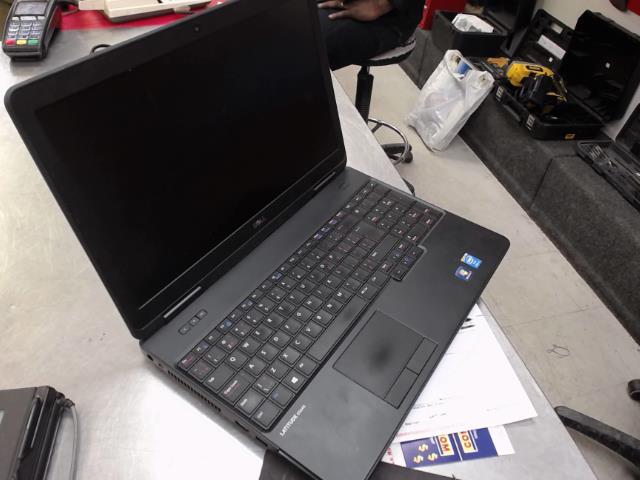 Laptop 8gb ram i5 + chargeur