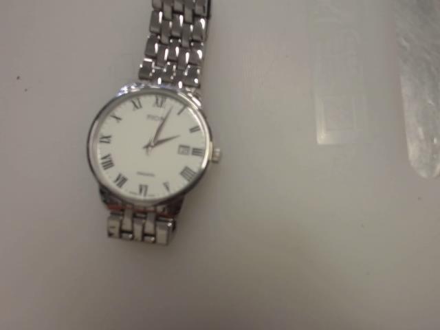 Montre white dial