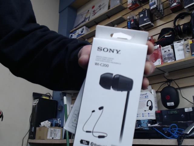 Sony wi discount c200 release date