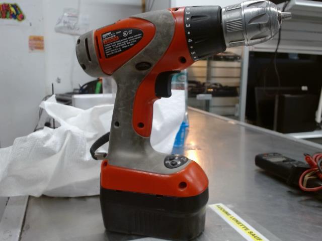 Drill orange black and decker