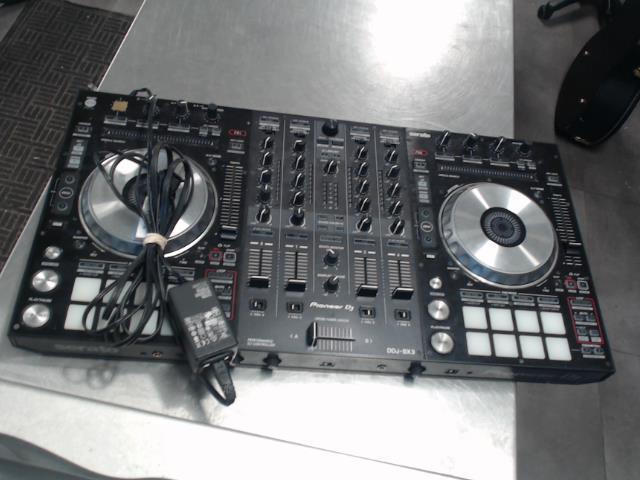 Pionneer dj serato mixer 4 channel